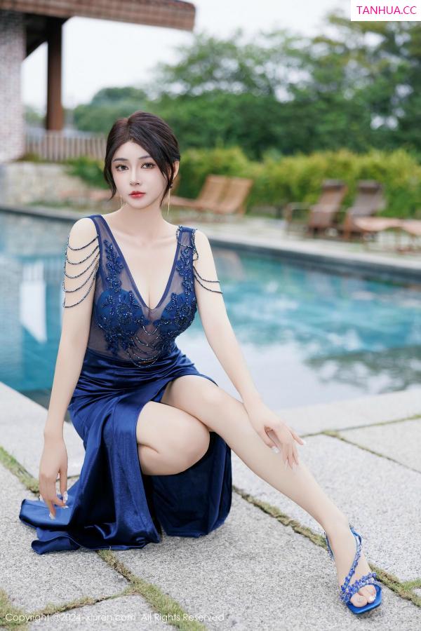 凯竹Vision 萌尤星凯竹 [XiuRen]高清写真图 2024.11.12 No.9435 凯竹Quinn 美乳性感第10张图片